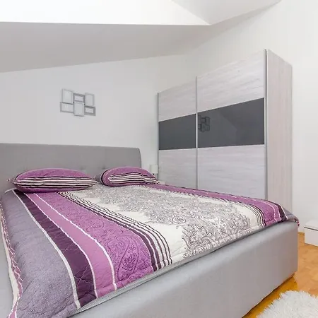 Prestige * Trogir
